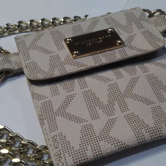 SOLD - MANY DESIGNER BAGS in closet - Picture 2 of 5